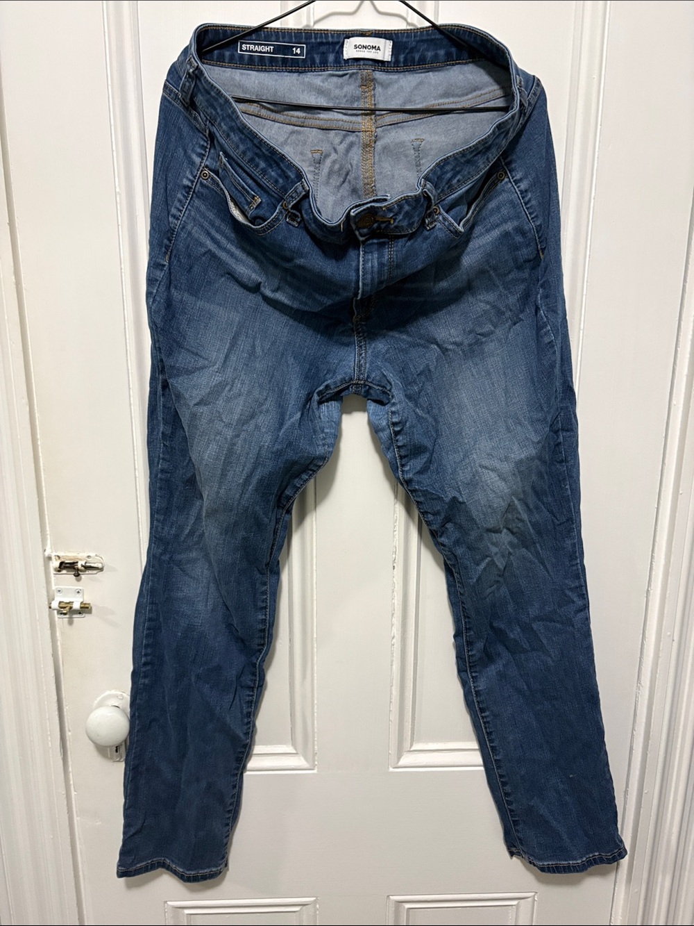 Sonoma woman’s Straight Jeans in Denim Blue Wash